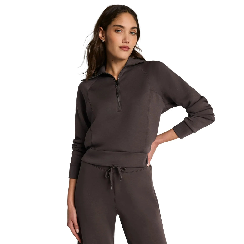 Women's AirEssentials Half Zip