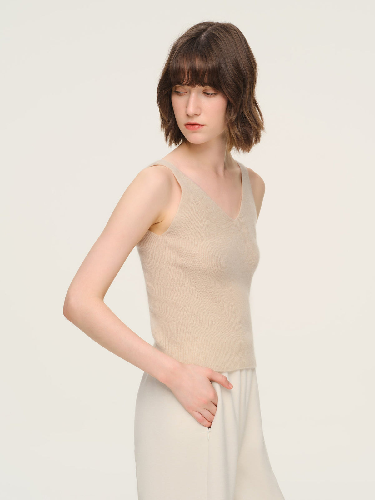 100% Cashmere Seamless Women Knit Tank Top