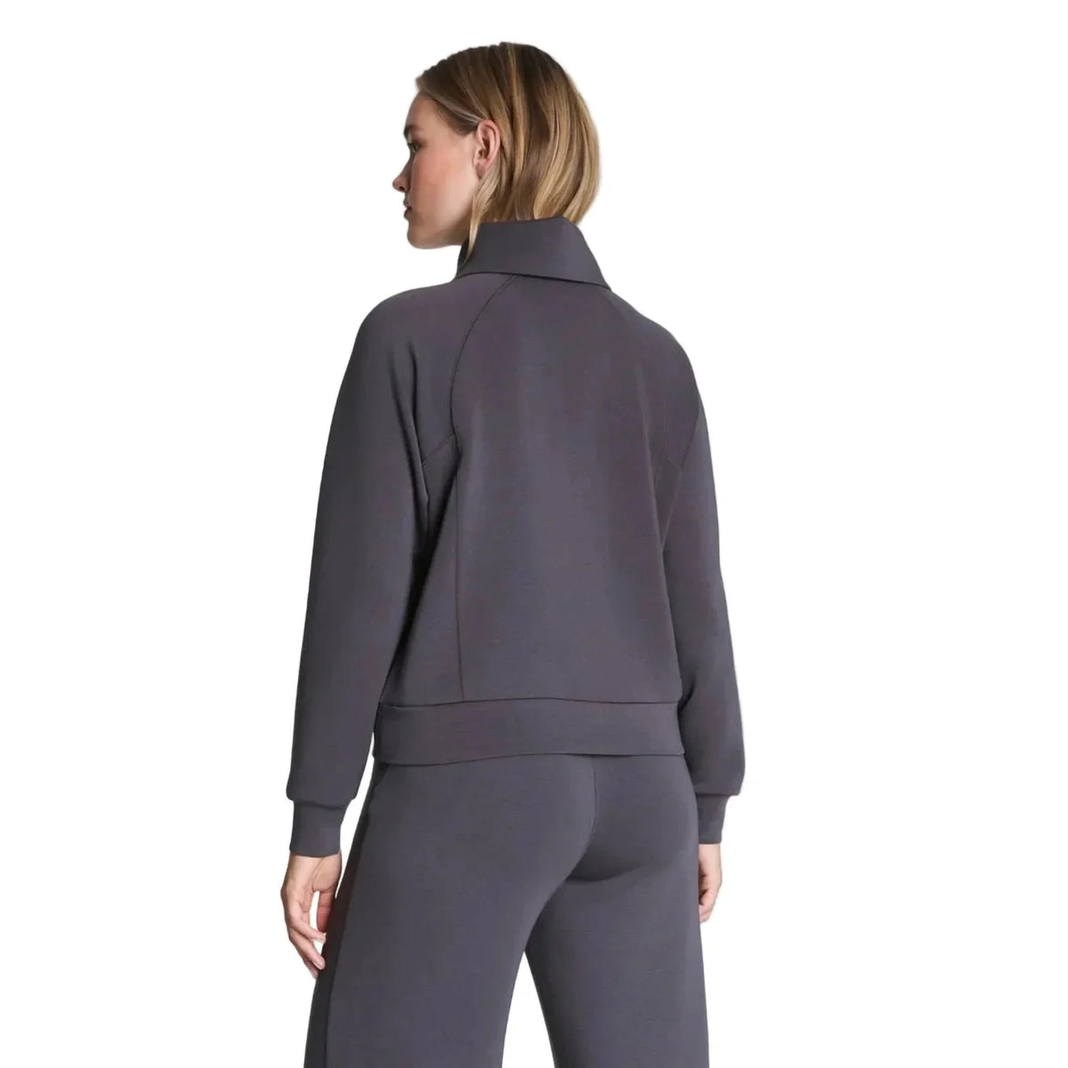 Women's AirEssentials Half Zip