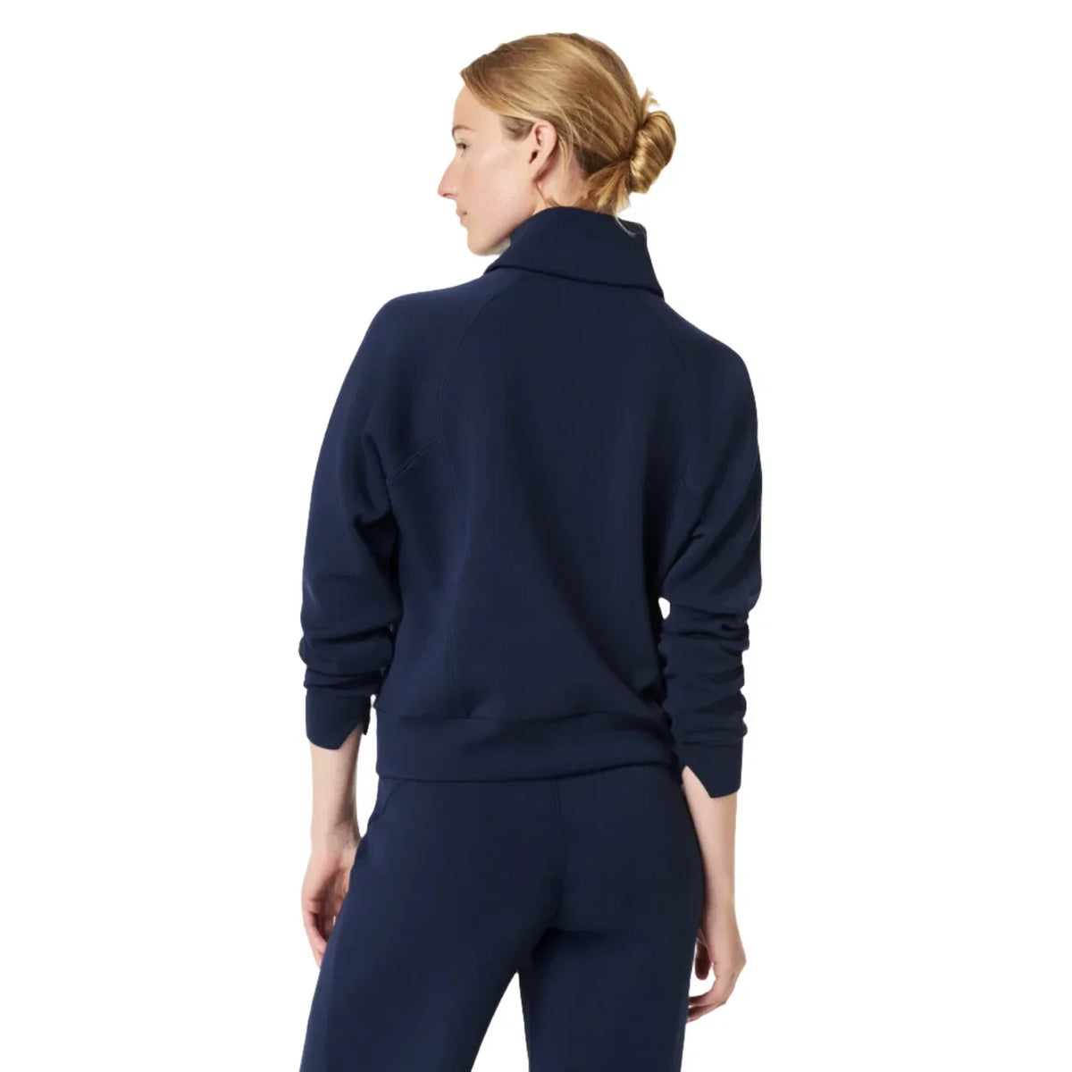 Women's AirEssentials Half Zip