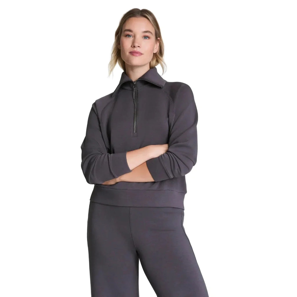 Women's AirEssentials Half Zip