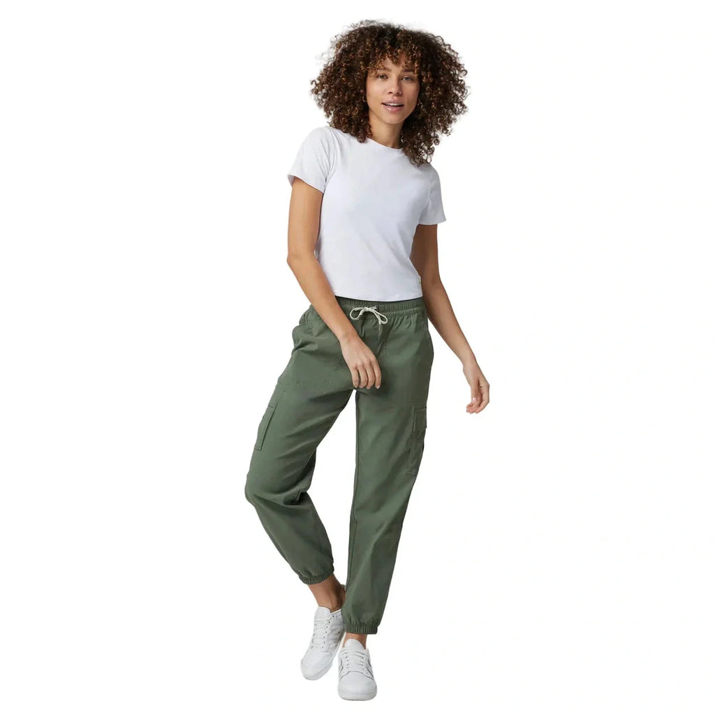 Women's Pose Fitted Tee